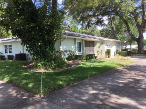 2801 Orange Tree Cir, Palm Harbor, FL 34684-2632