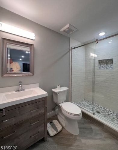 416 Lawton Ave, Cliffside Park NJ  07010-1902 exterior