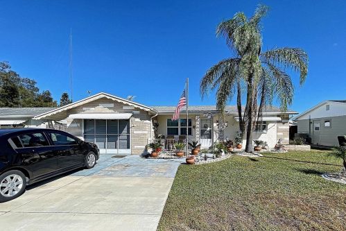 3117 Kilburn Rd, Tarpon Springs, FL 34691-5058