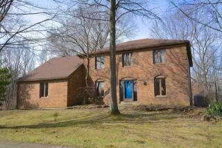 8227 Glencree Pl, Dublin, OH 43016-9523