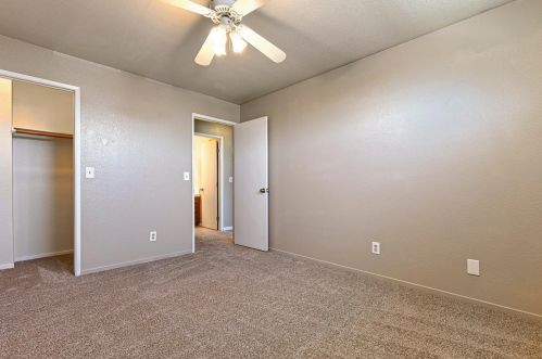 1026 Acaciawood Ct, Los Banos CA  93635-2937 exterior