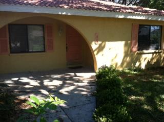 1840 Dinnerbell Ln, Dunedin, FL 34698-4816