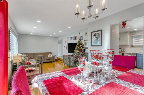 724 Natoma Dr, San Jose CA  95123-3935 exterior