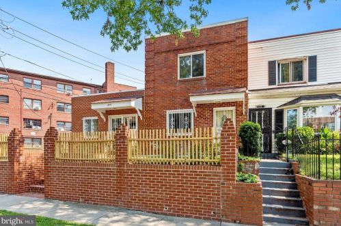 3341 Ames St, Washington DC  20019-1316 exterior