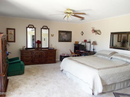 4883 Davis Dr, Marianna FL  32446-6343 exterior