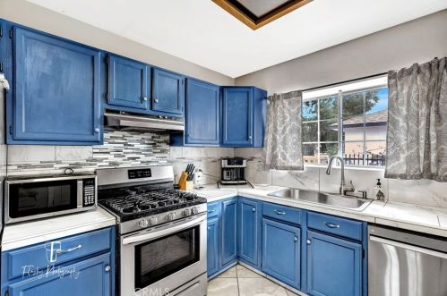 2512 3rd St, Bakersfield CA 93304-2521 exterior