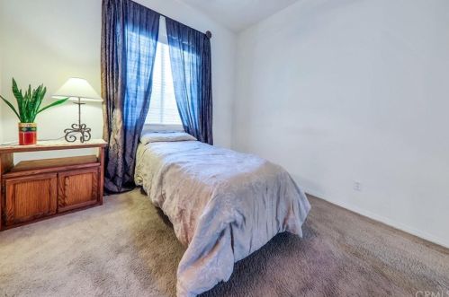 9 Loch Ness Lake Ct, Rancho Mirage CA  92270-5811 exterior
