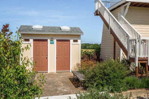 7395 Starr Rd, Windsor CA  95492-9655 exterior