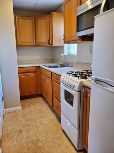 322 Pike St, Canonsburg, PA 15317-1129