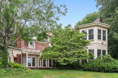 231 Chestnut Hill Ave, Boston MA  02135-5902 exterior