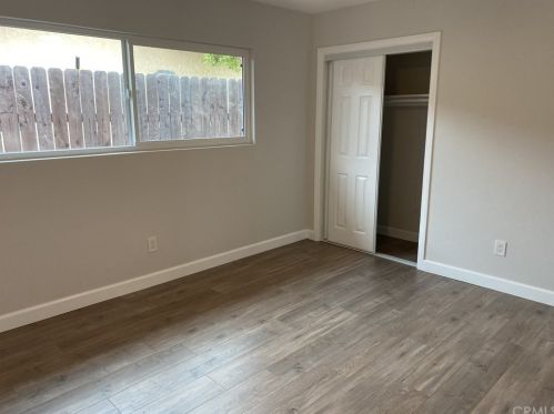 1924 Hunter Rd, Colton CA  92324-1312 exterior