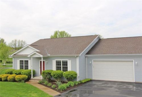 7530 Anchor Dr, Fairview, PA 16415-1284