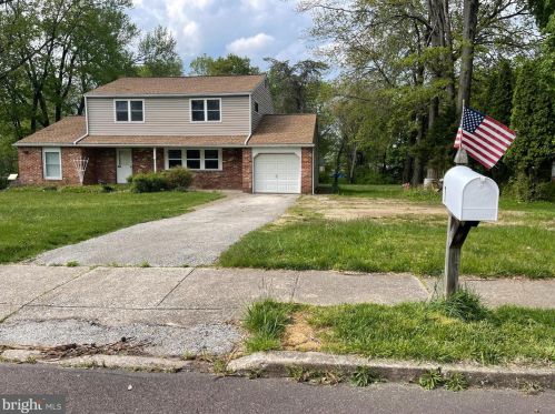 7 Mary Bell Rd, Norristown, PA 19403-1937