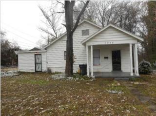 1049 Stonewall St, Memphis TN  38107-2207 exterior