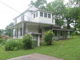 312 Columbia Ave, Greensburg, KY 42743-1251
