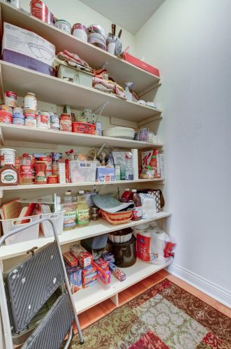 4704 Trumhall Dr, Darbydale OH  43123-8127 exterior