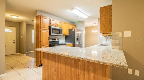 28 Cedar Dr, Davenport FL 33837-9783 exterior