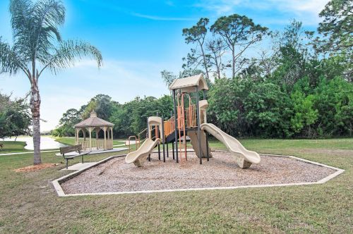 6682 Fawn Rdg Dr, Melbourne FL  32940-6853 exterior
