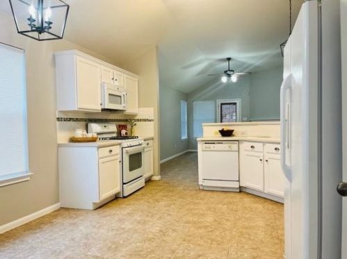 417 Rosedale Blvd, Georgetown TX 78628-4601 exterior