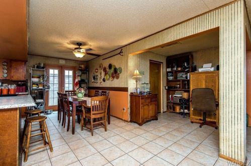 1386 Trane Rd, Bullhead City AZ  86442-7102 exterior