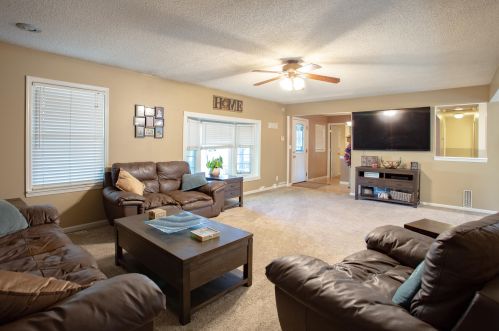 10328 Sunset Dr, Florence KY  41042-3348 exterior