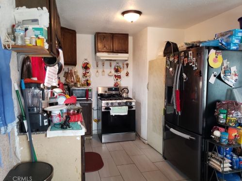 961 10th St, Orange Cove CA  93646-2315 exterior