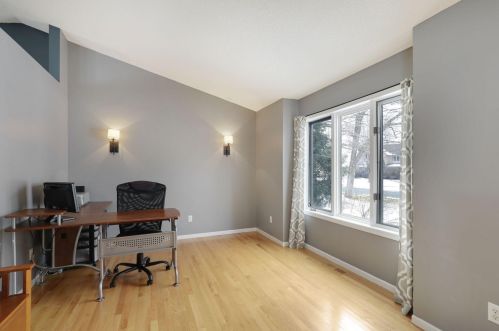 380 Pondview Ln, Chaska MN  55318-2873 exterior