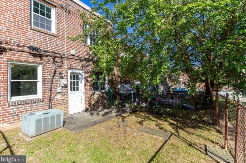 1424 Simpson St, Boothwyn PA  19061-4333 exterior