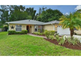 4557 Linwood St, Sarasota, FL 34232-4052
