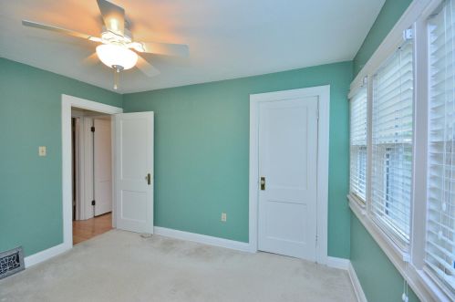 1517 52, Milwaukee WI 53214-5322 exterior