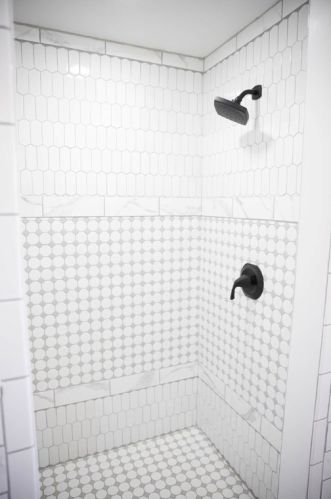 1002 Crawford Ave, Connellsville PA  15425-2428 exterior