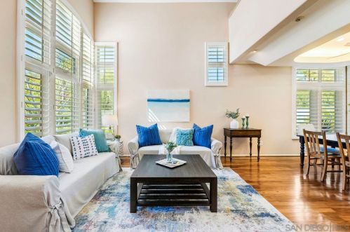 4712 Bryce Cir, Carlsbad CA  92008-4289 exterior