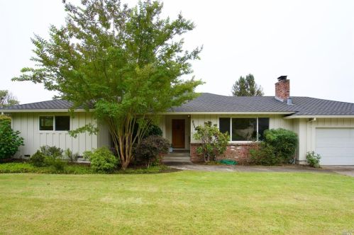 6544 Birch Dr, Santa Rosa, CA 95404-8585