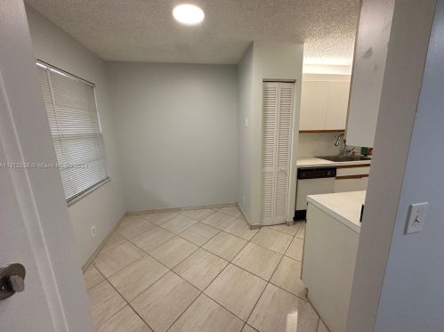 1200 124th Ave, Hollywood, FL 33027-2941