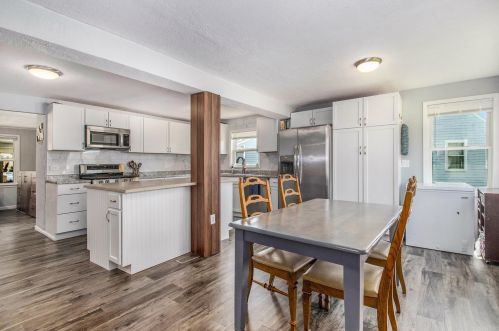 2404 Normandy Dr, Mishawaka IN  46545-3914 exterior
