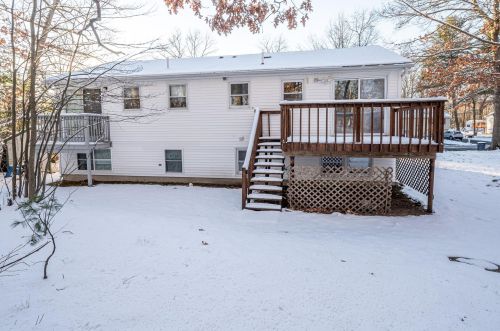 38 Derryfield Rd, Derry NH  03038-4333 exterior
