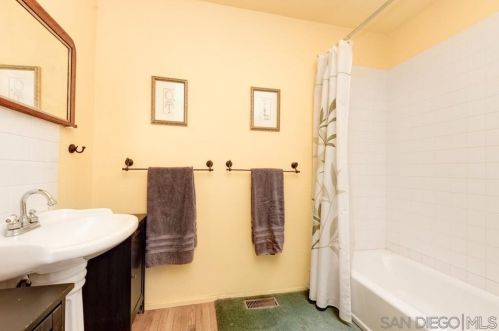 6737 San Miguel Ave, Lemon Grove CA  91945-1328 exterior