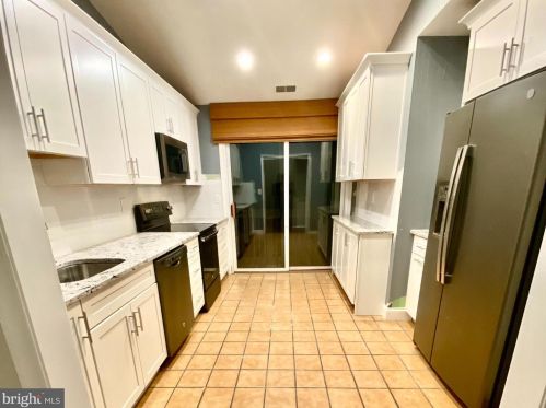 909 Pritchard Pl, Newtown Square PA  19073-3036 exterior