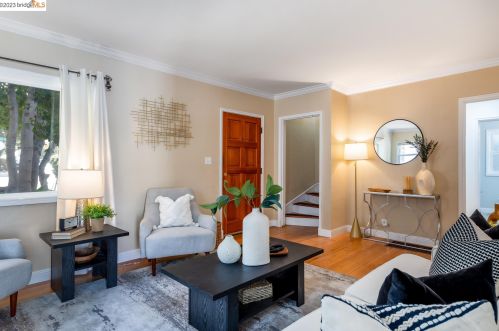 3963 Coolidge Ave, Oakland CA  94602-3428 exterior