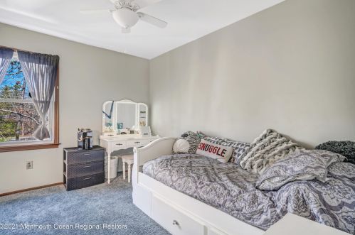 1068 Toms River Rd, Jackson Twp NJ  08527-5240 exterior