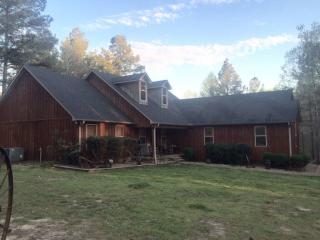 1700 Dry Creek Rd, Pinson, TN 38366-1780