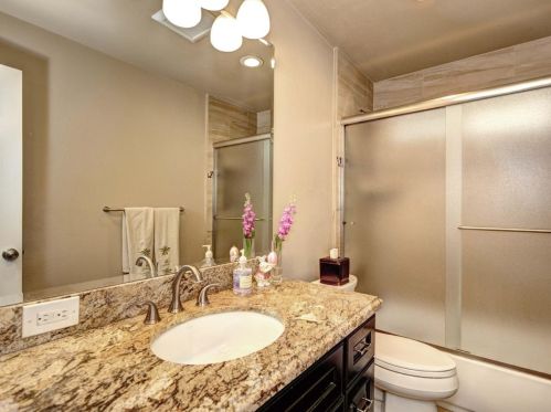 142 Victor Ave, Campbell CA  95008-1817 exterior