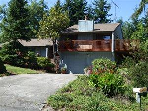 2212 Dublin Dr, Olympia, WA 98502-3439