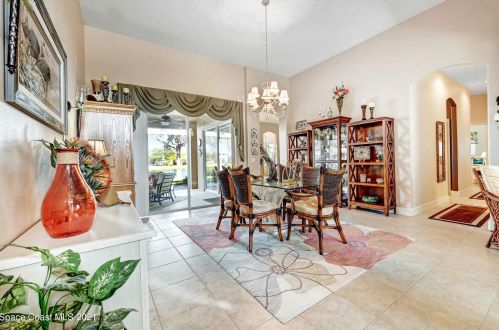 2793 Galindo Cir, Melbourne FL 32940-5912 exterior