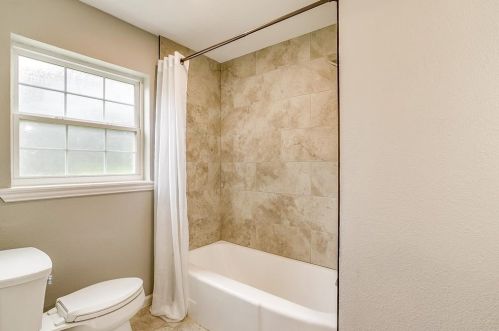 4205 Westmont Ct, Fort Worth TX  76109-5035 exterior