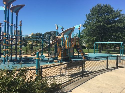 200 Captains Row, Chelsea MA  02150-4025 exterior