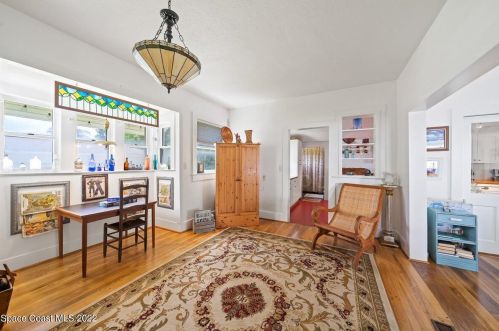 2915 Indian Riv Dr, Cocoa FL 32922-6607 exterior