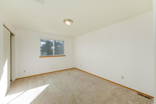 27841 Poppy Dr, Willits CA  95490-9060 exterior