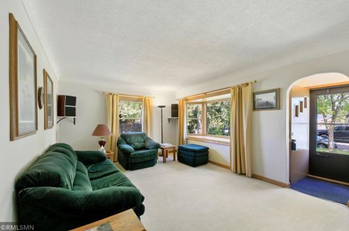 628 3rd Ave, South Saint Paul, MN 55075-2816