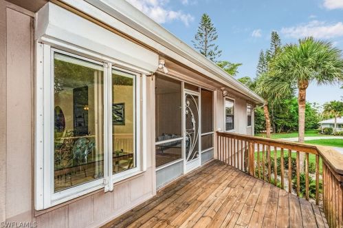 671 Durion Ct, Sanibel, FL 33957-5308